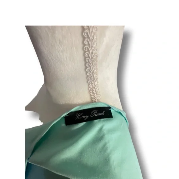 Honey punch wrap dress - Picture 5 of 5